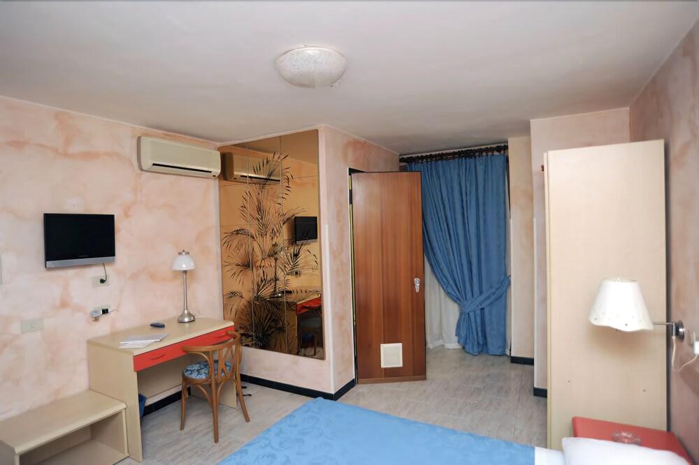 Veronese Hotel 3*